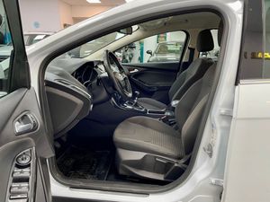 Ford Focus bild 17