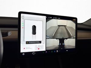 Tesla Model Y bild 29