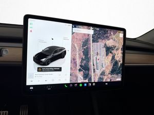 Tesla Model Y bild 21