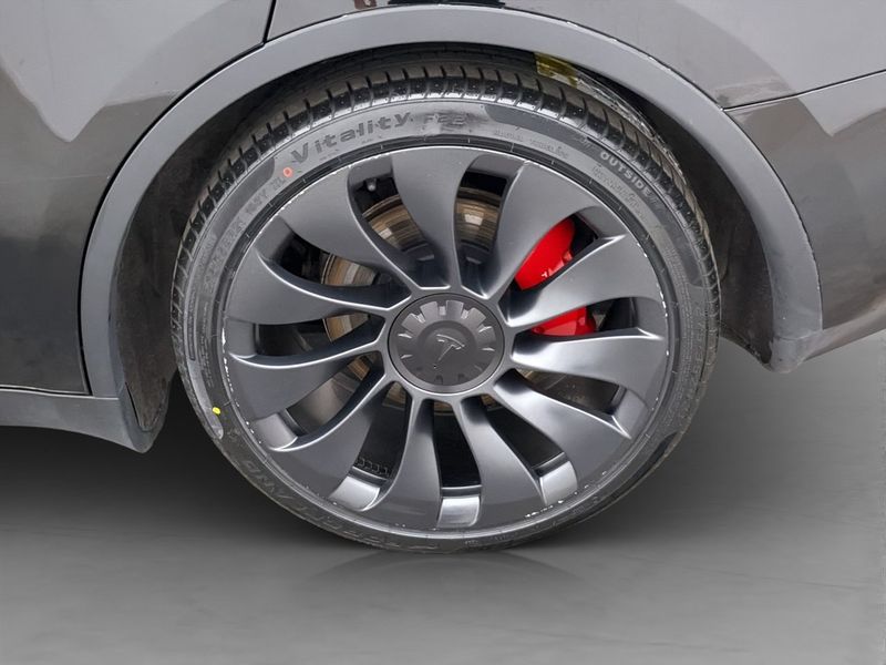 Tesla Model Y bild 34