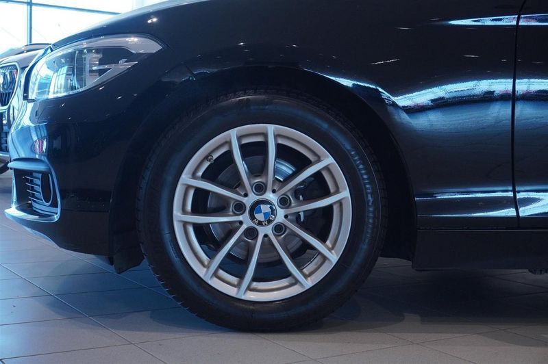BMW 118 bild 13