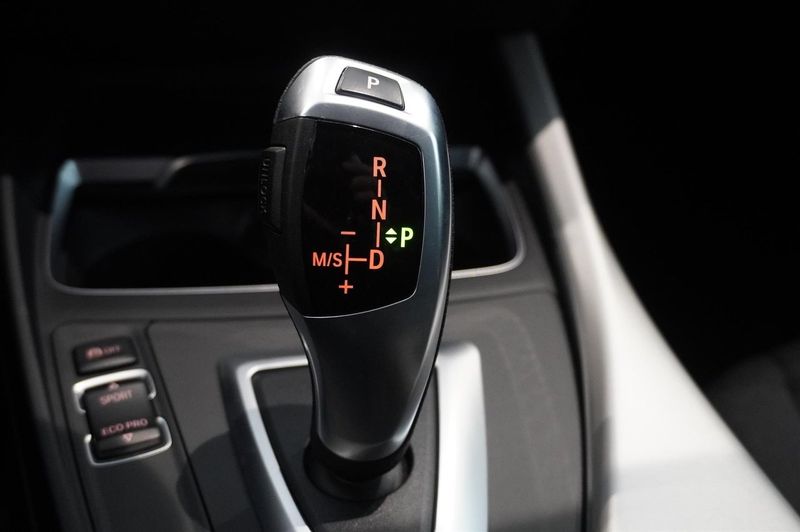 BMW 118 bild 9