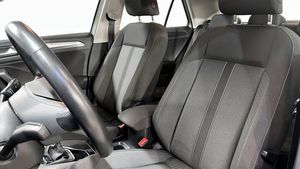 Volkswagen T-Roc bild 8