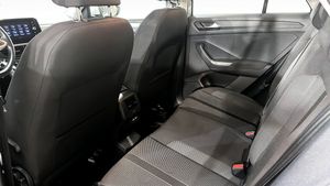 Volkswagen T-Roc bild 12