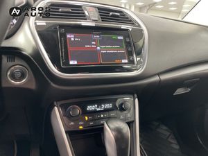 Suzuki S-CROSS bild 11