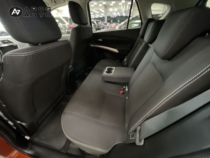 Suzuki S-CROSS bild 9