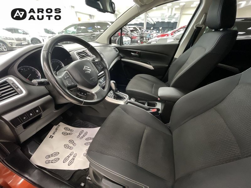 Suzuki S-CROSS bild 8