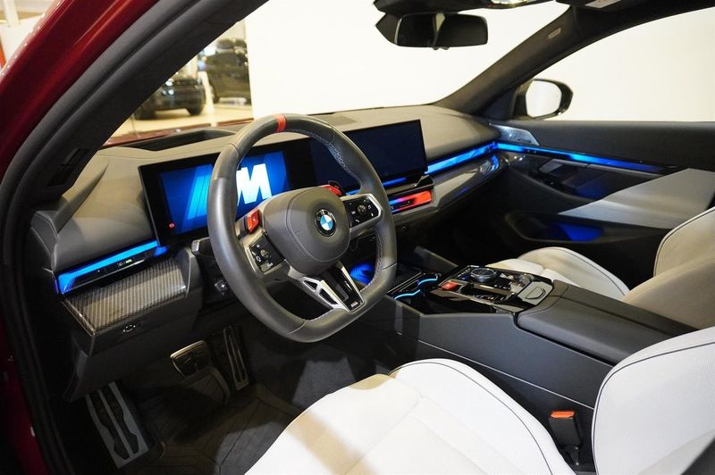 BMW M5 bild 2