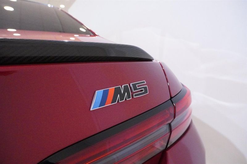 BMW M5 bild 8
