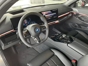 BMW 530 bild 6
