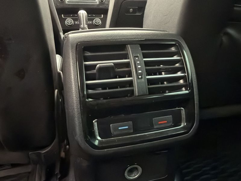 Volkswagen Passat bild 18