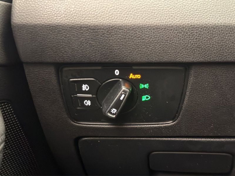 Volkswagen Passat bild 20