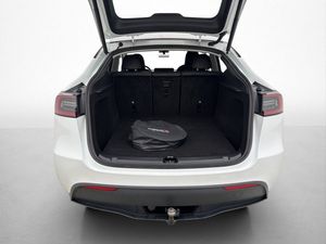 Tesla Model Y bild 31