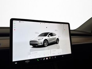 Tesla Model Y bild 21
