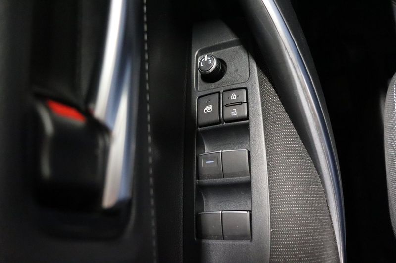 Toyota Corolla bild 18