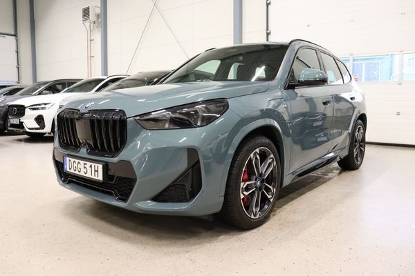 BMW X1 xDrive25e M Sport Pro HuD 360° Läder Navi 245hk - 2024