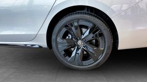 Volkswagen Passat bild 6