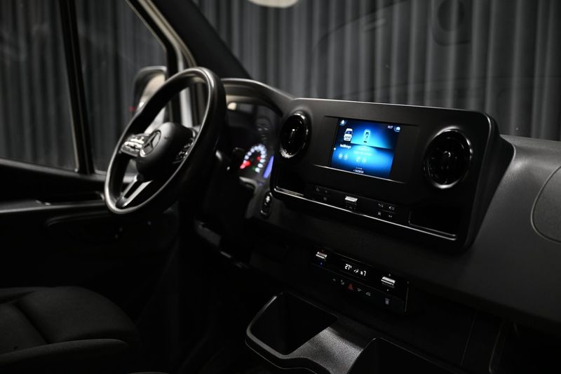 Mercedes Sprinter bild 24