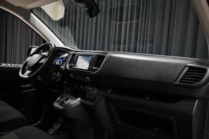 Peugeot e-Expert bild 32