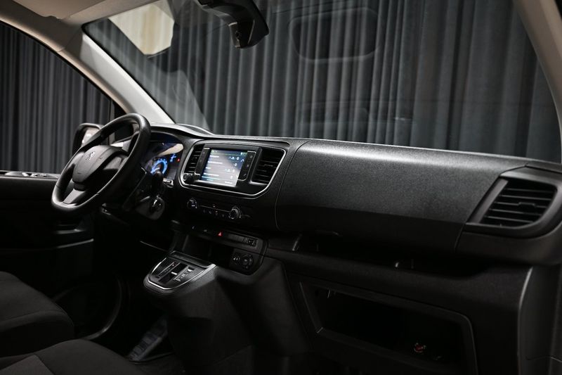 Peugeot e-Expert bild 32