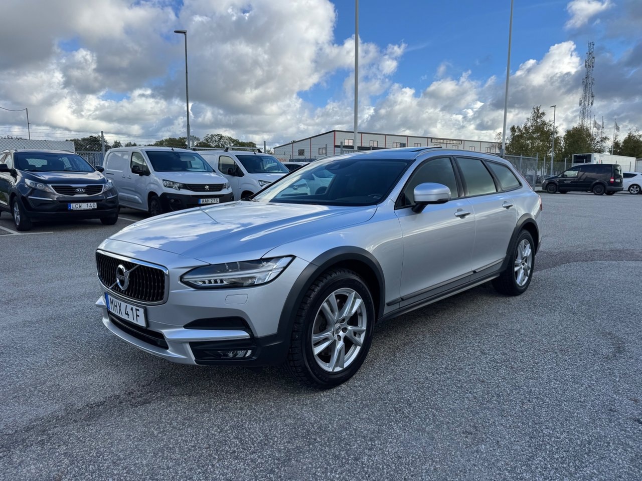 Volvo V90