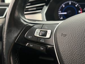 Volkswagen Passat bild 23