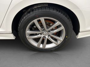Volkswagen Passat bild 30