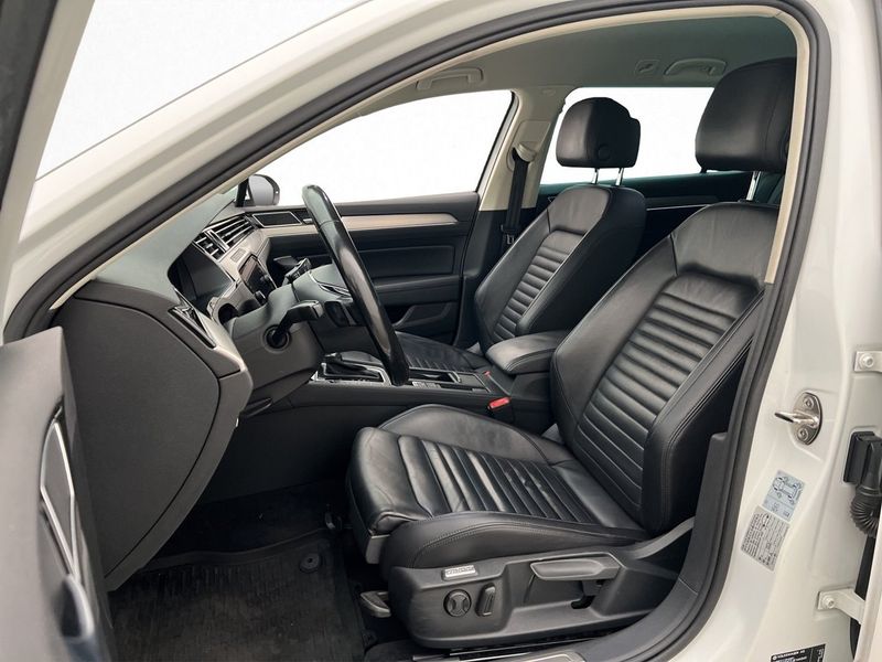 Volkswagen Passat bild 18