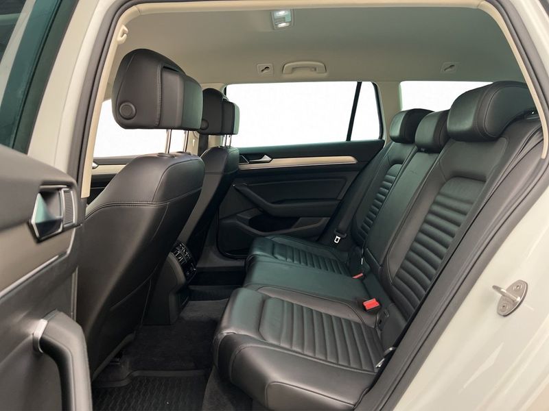 Volkswagen Passat bild 15
