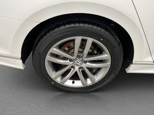 Volkswagen Passat bild 31