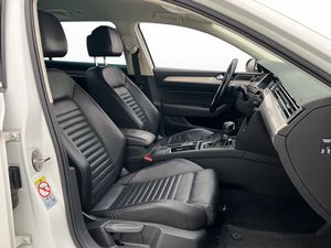 Volkswagen Passat bild 10