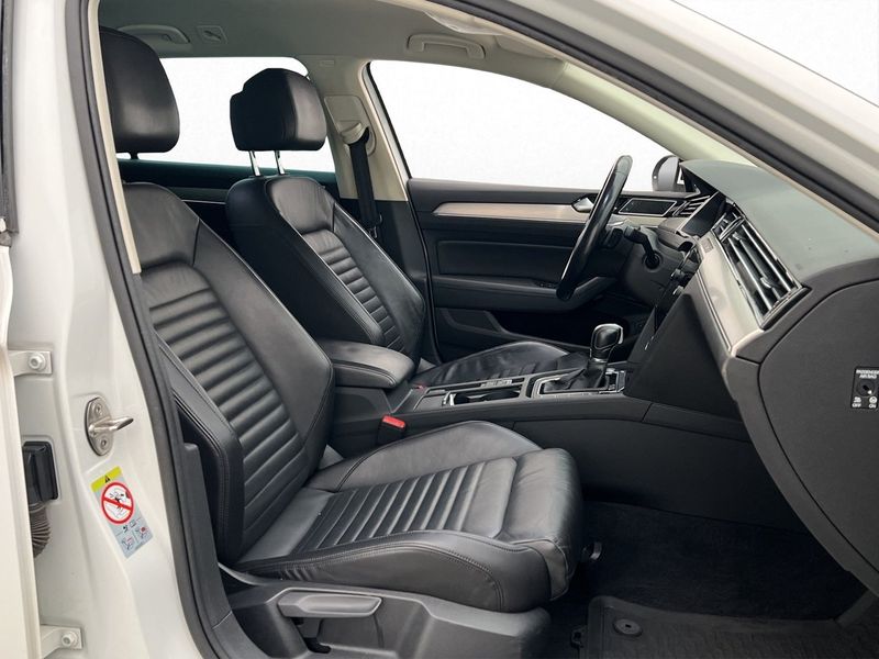 Volkswagen Passat bild 10