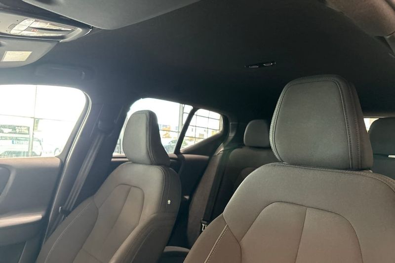 Volvo EX40 bild 19