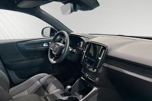 Volvo EX40 bild 10
