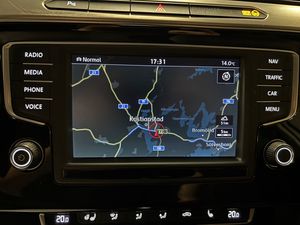 Volkswagen Passat bild 8