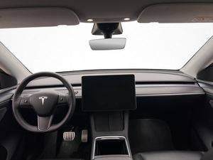 Tesla Model Y bild 14