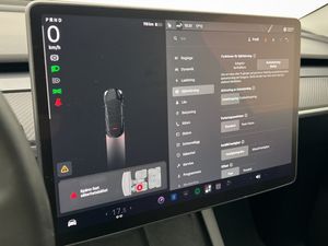 Tesla Model Y bild 21