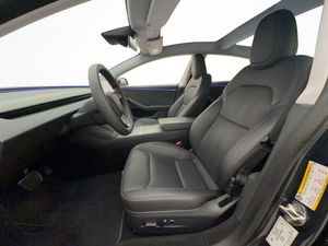 Tesla Model 3 bild 15