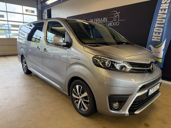 Toyota Proace Crew Cab Electric 75 kWh 5-Sits Skåp MOMS - 2021