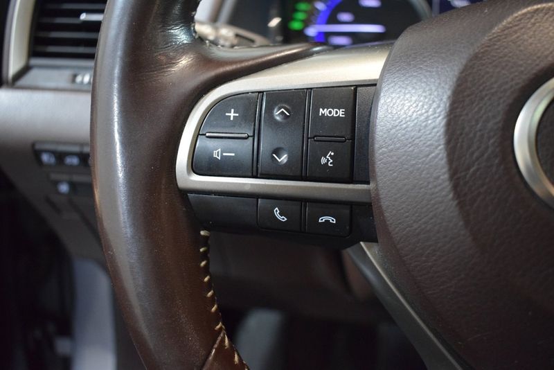 Lexus RX bild 24