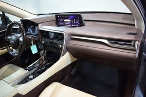 Lexus RX bild 20