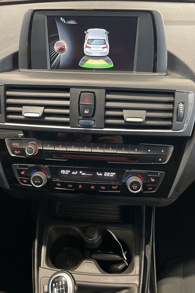 BMW 118 bild 12