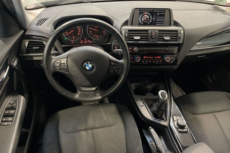 BMW 118 bild 11