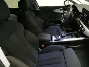 Audi A4 bild 12