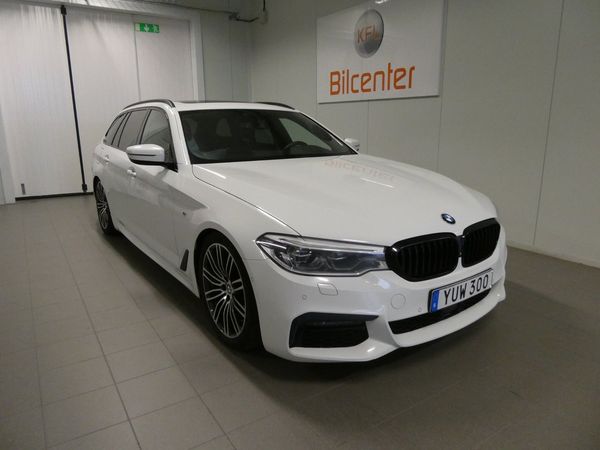 BMW 520 d xDrive M Sport Pano-Drag-Skinn-H&K-HUD-Värmare-360°-SoV - 2019