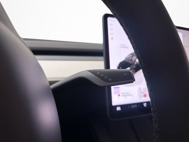 Tesla Model Y bild 29