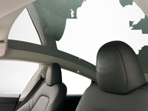 Tesla Model Y bild 37