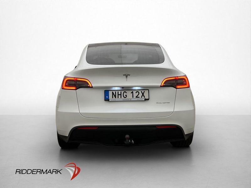 Tesla Model Y bild 8