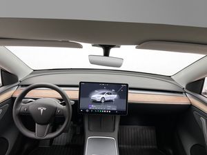 Tesla Model Y bild 22