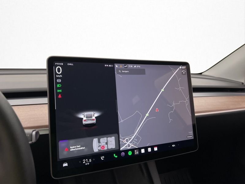 Tesla Model Y bild 26
